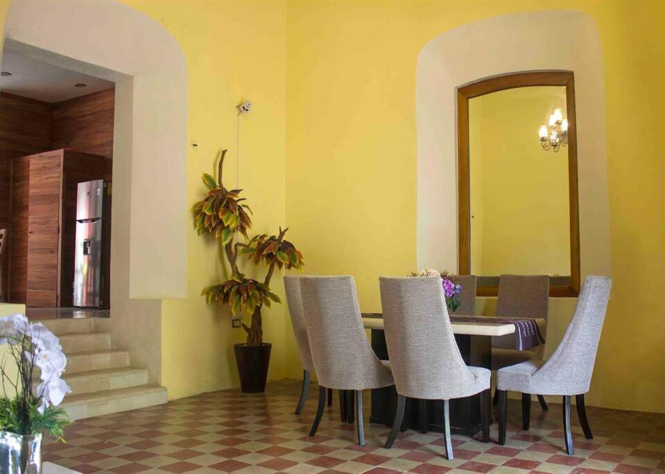 Вилла Casona Xtabay, En El Centro De Valladolid Вальядолид Экстерьер фото